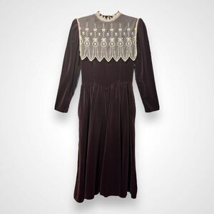 Gunne Sax Purple Velvet Dress 1980's Long Sleeves, Lace, Pockets Women's S (4/6)